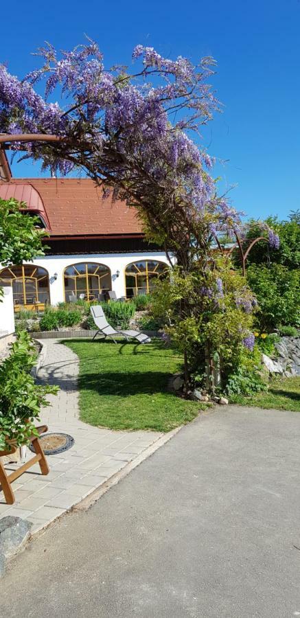 Hotel Garni Huegellandhof Neuhaus am Klausenbach Экстерьер фото