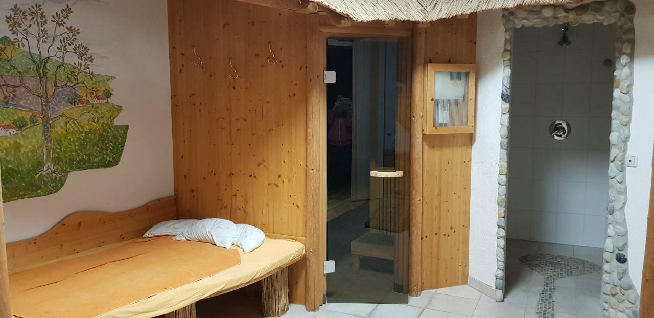 Hotel Garni Huegellandhof Neuhaus am Klausenbach Экстерьер фото